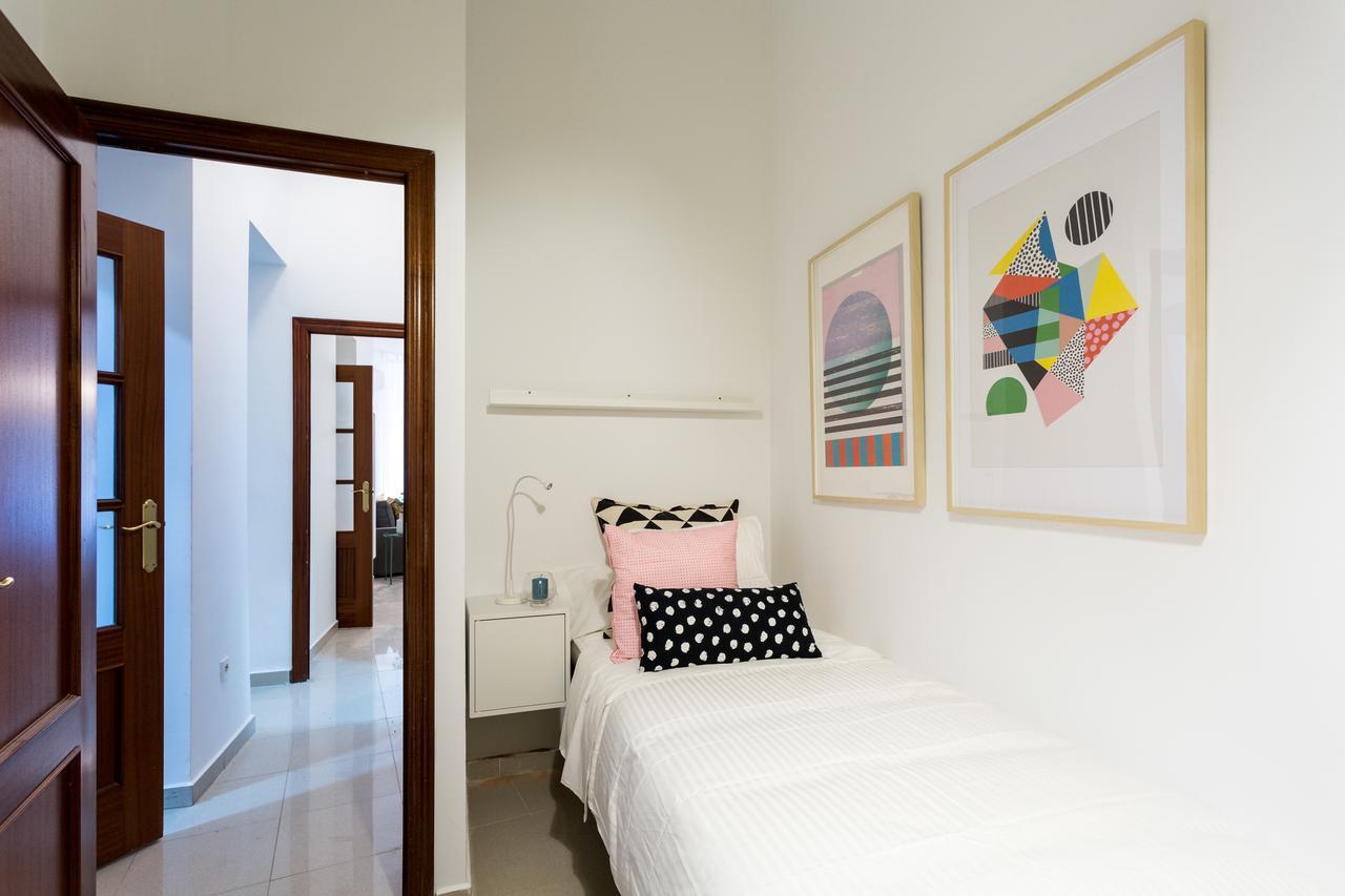 Apartamentos Diaber Gerona 22 Sevilha Exterior foto